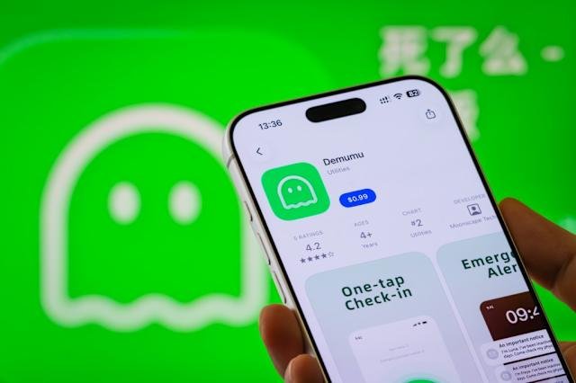 A viral app in China is spotlighting nationwide loneliness with a haunting question: “Are You Dead?”